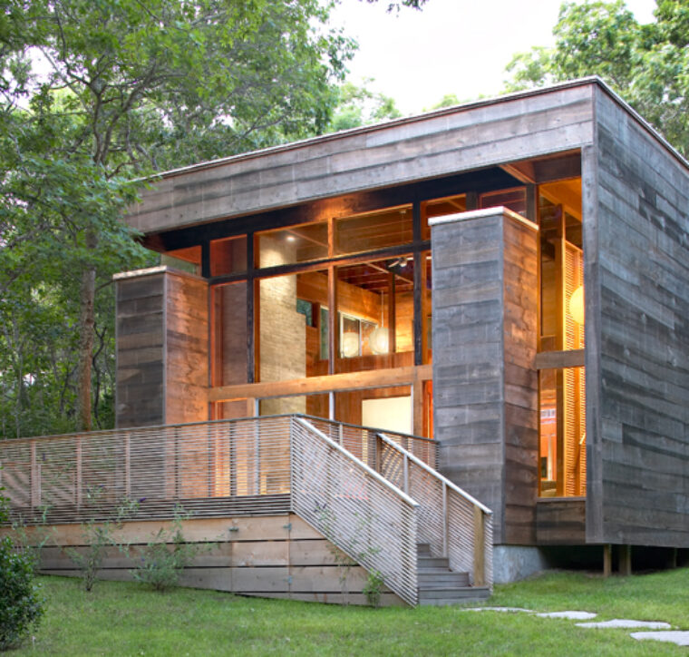 Ext-Weathered-cypress-siding