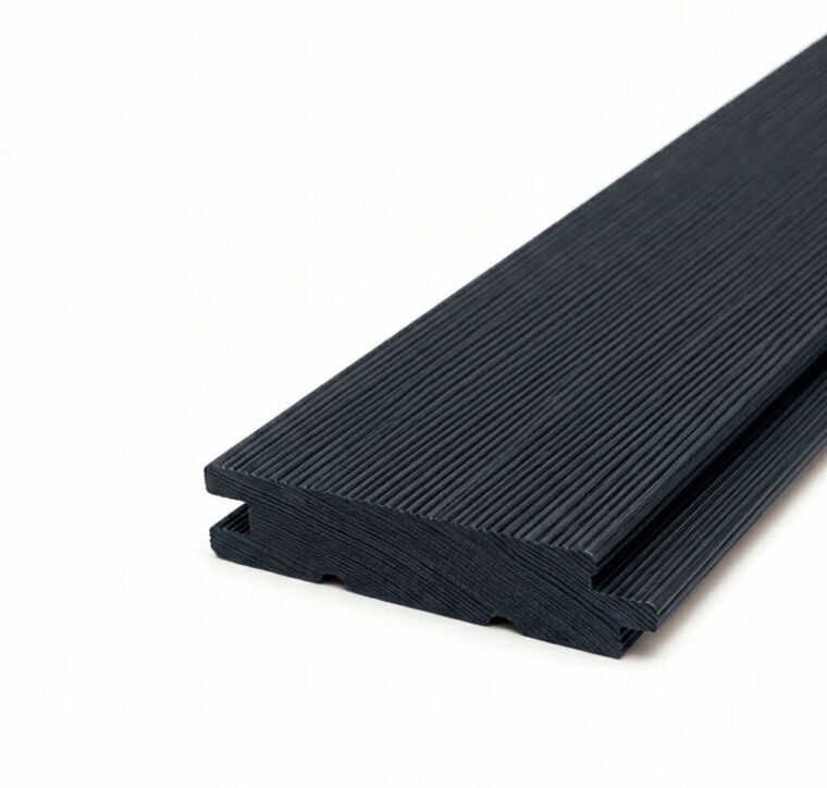 VG Hemlock cladding (ThermoWood Millworks)
